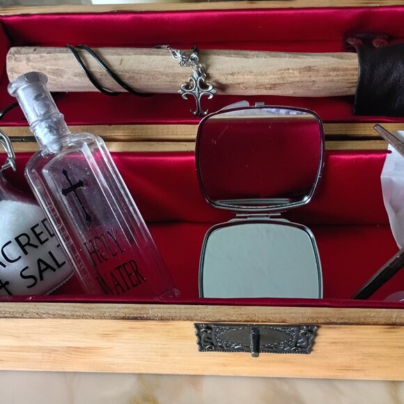 🩸 “Handcrafted Vampire Slayer’s Kit — defend your soul in style.” - Picture 4 of 9